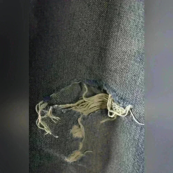 J.CREW Light Blue Cotton Distressed Denim Broken Boyfriend  Straight Fit 34x30 - Picture 9 of 9